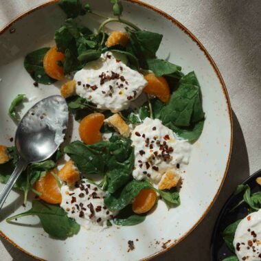 the-Perfect-Summer-Salad-Burrata-Cacao-Nibs-and-Clementine